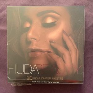 Bronzer! Brand new, unopened